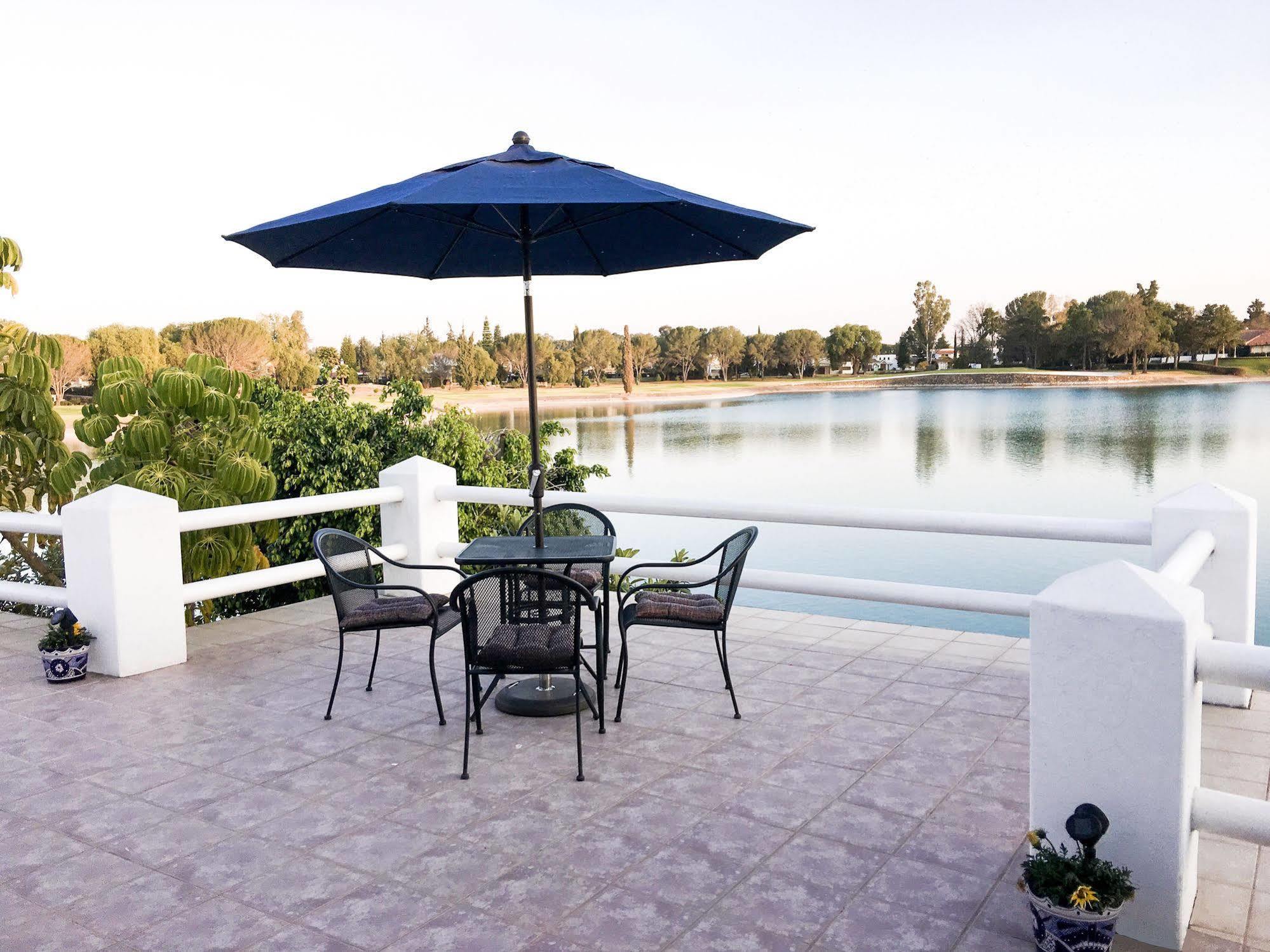 Casa Boutique Del Lago Vr 산후안델리오 외부 사진